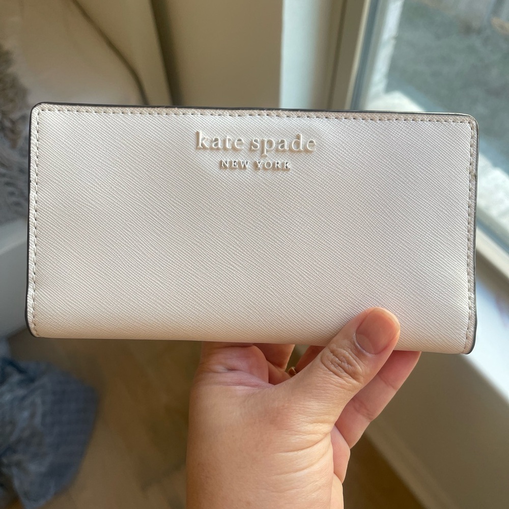 Kate Spade White Wallet